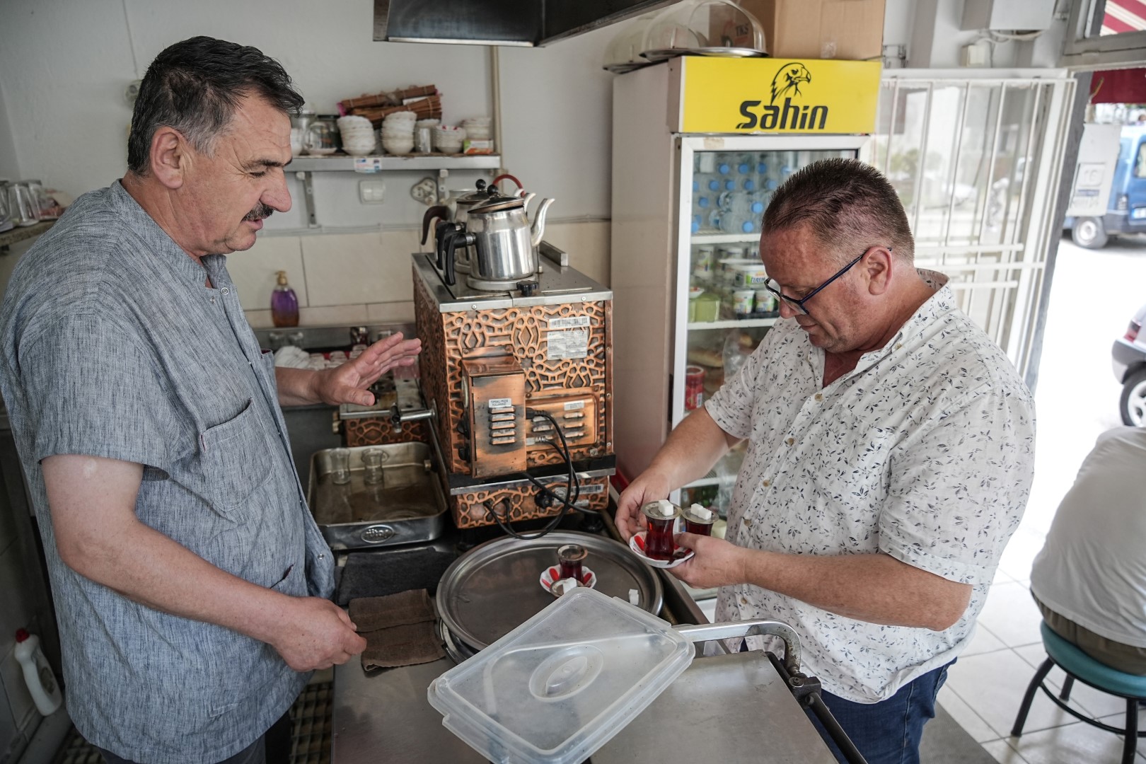 50 Metre Uzaklıktaki Çay (2)