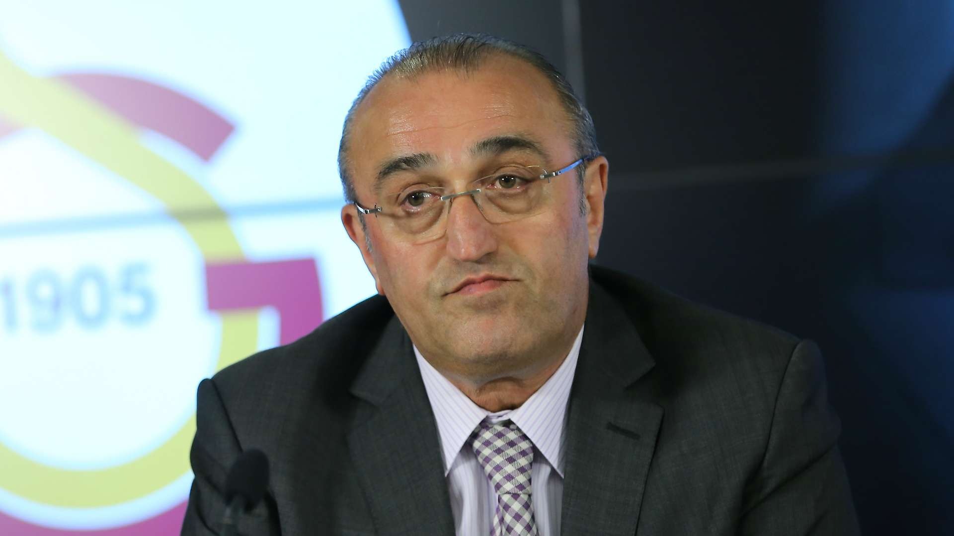 Abdurrahim Albayrak Servei 2