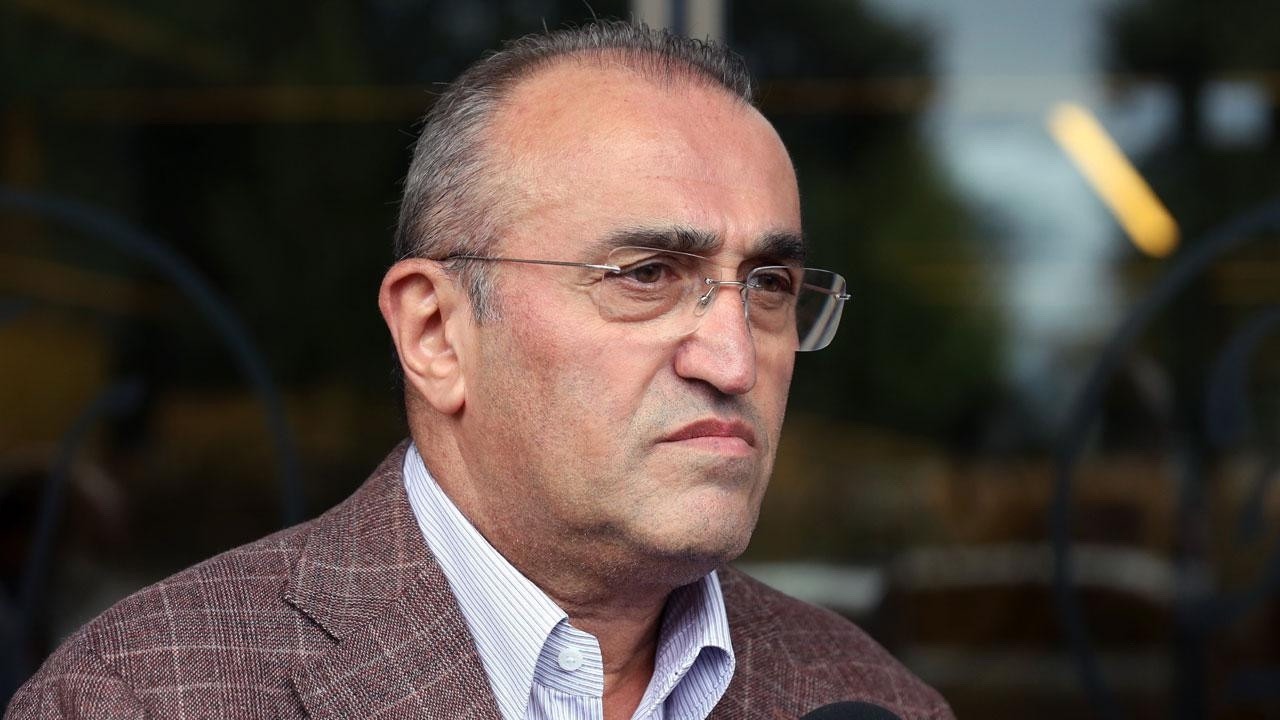 Abdurrahim Albayrak Servei 3