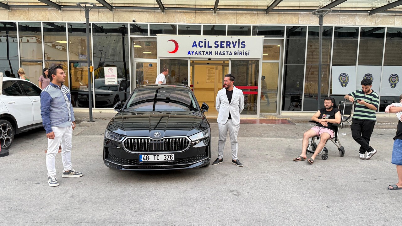 Ak Parti Genel Baskan Yardimcisi Yalcin Hastaneye Kaldirildi (1)