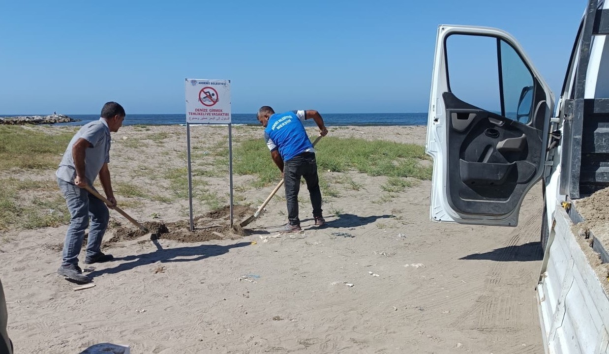Akdeniz Belediyesi Park Ve Yeşil Alanlarda Çalışmalarını Hızlandırdı (1)