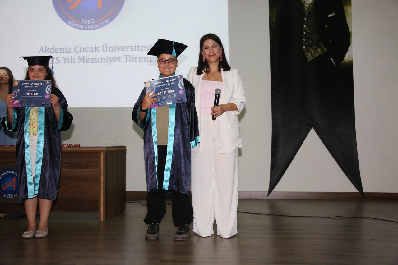 Akdeniz Üniversitesindeki Heyecan Yerini Hüzne Bıraktı (4)