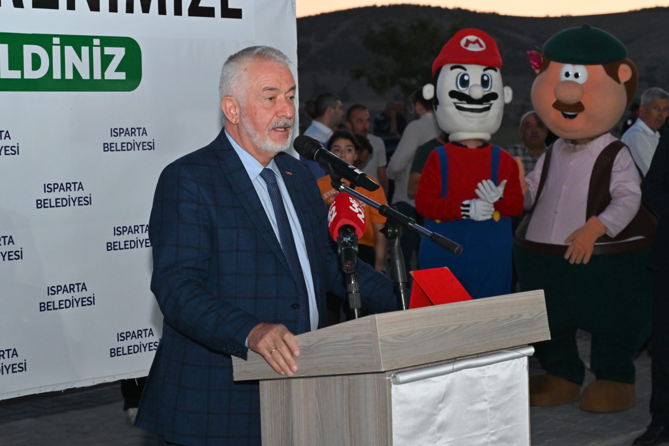 Akkent Mahallesi Yillardir Bekledigi Hizmete Kavustu (3)