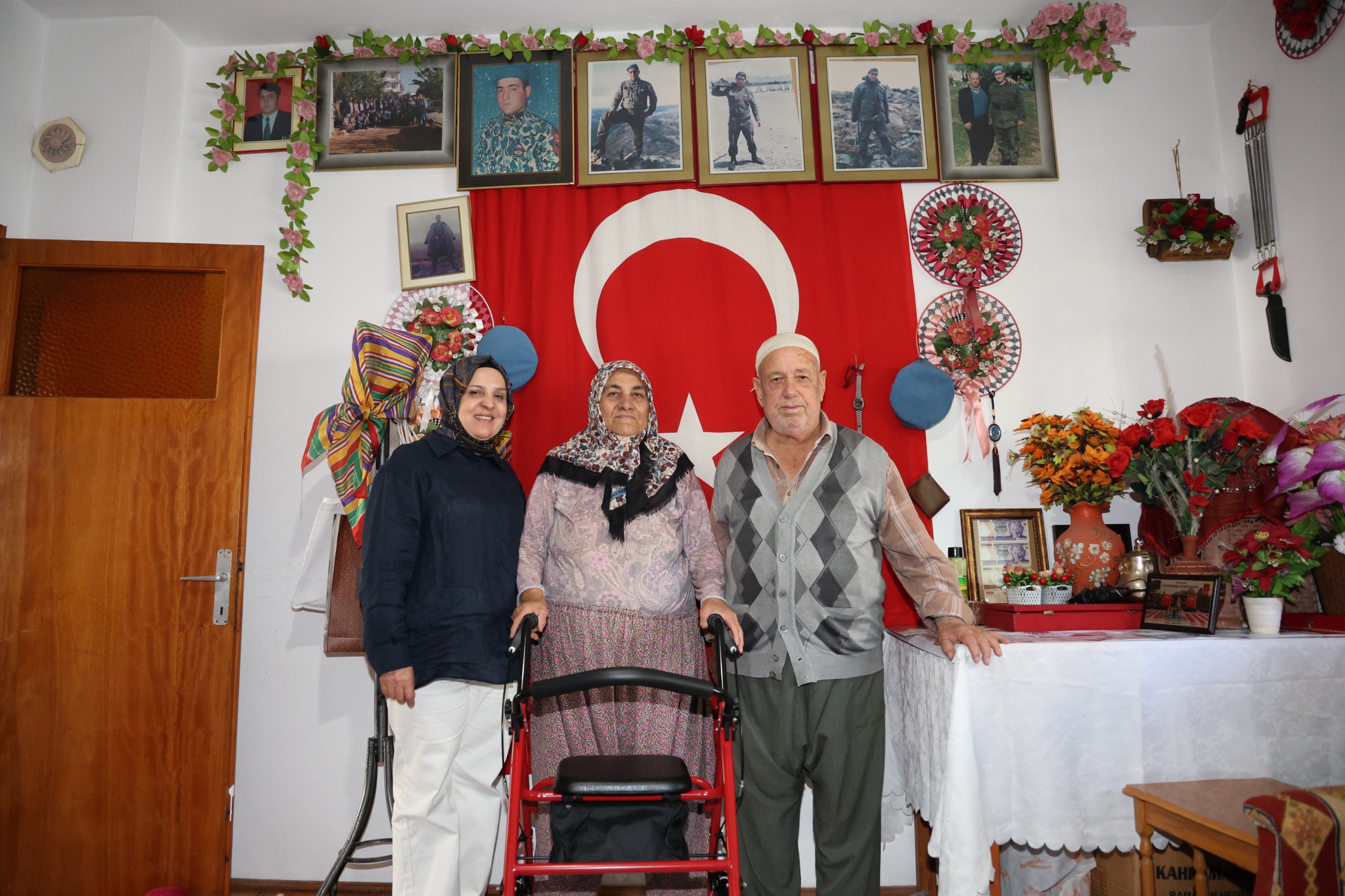 Aksu Belediye Başkanı İsa Yıldırım’ın Eşi Emine Yıldırım Gönüllere Dokundu (2)