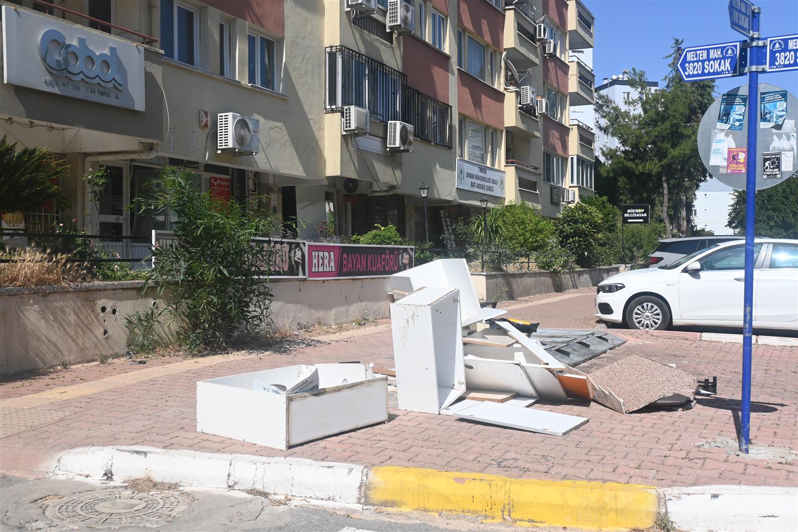 Antalya Bilincini Kaybetti! Bu Manzara Yakışmadı (4) (Large)
