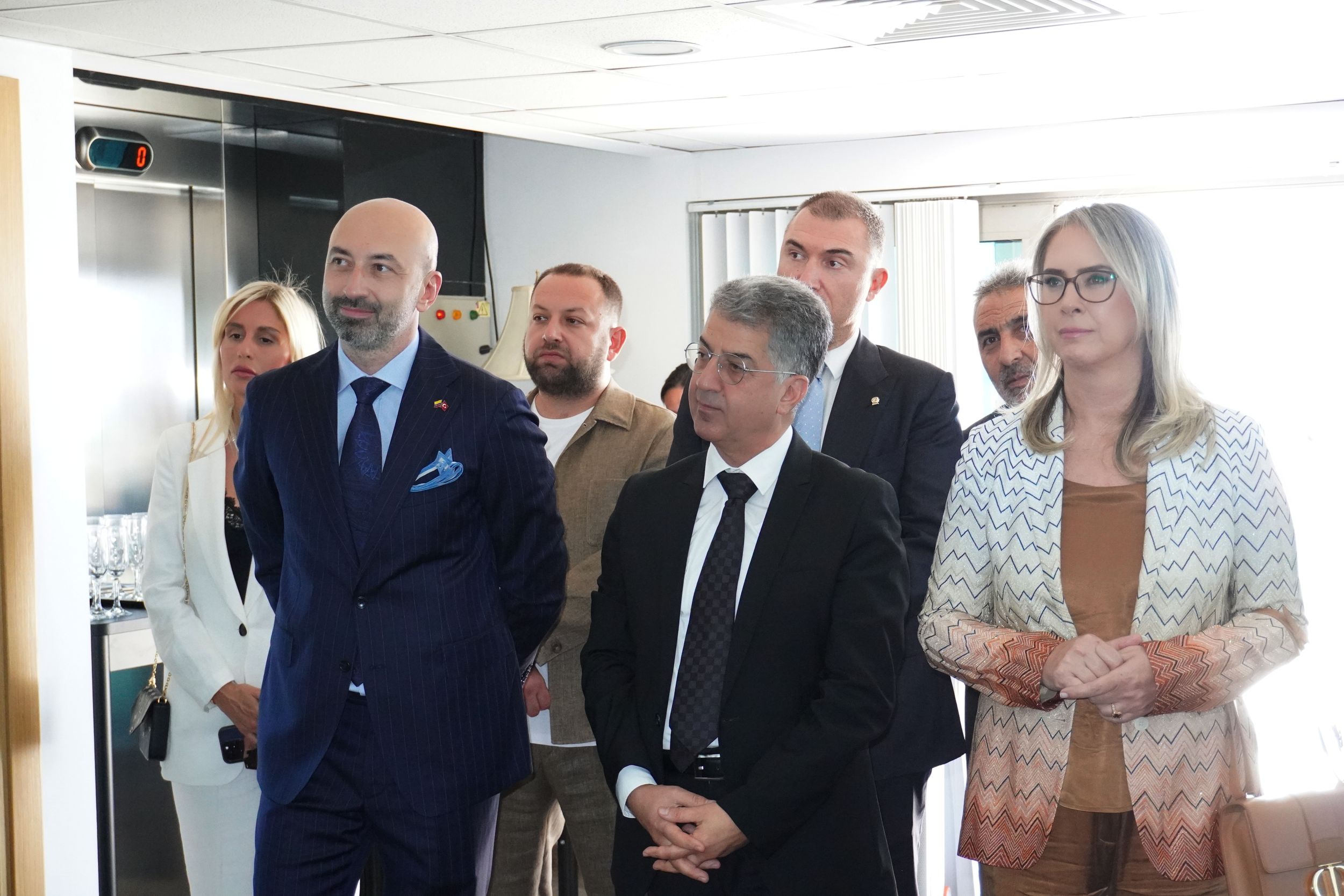 Antalya Iş Insanı Semih Beken’e Romanya Devlet Nişanı Verildi (5)