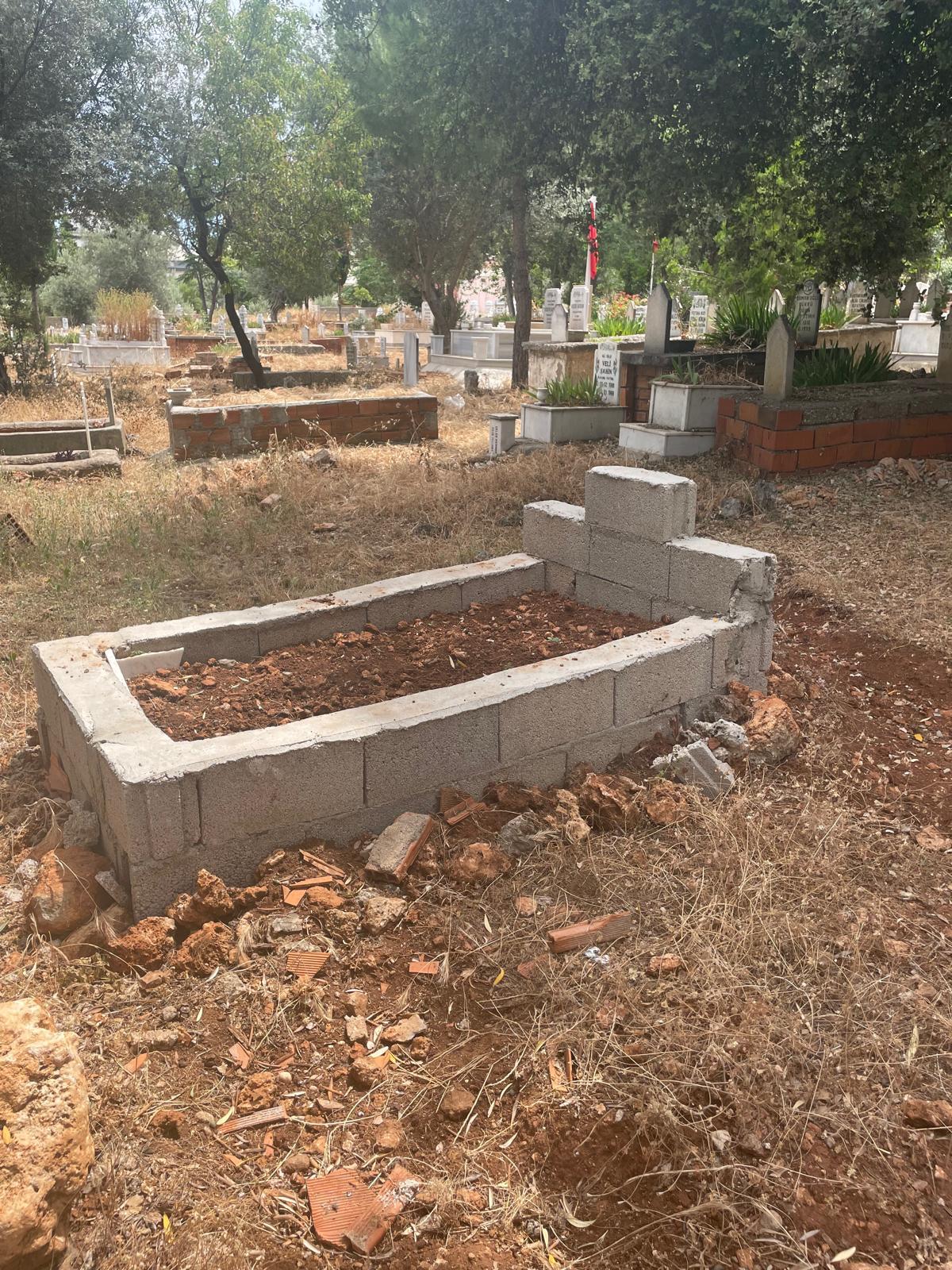 Antalya’da Mezarlık Isyanı! Şikayetlere Rağmen Kader Değişmedi (7)