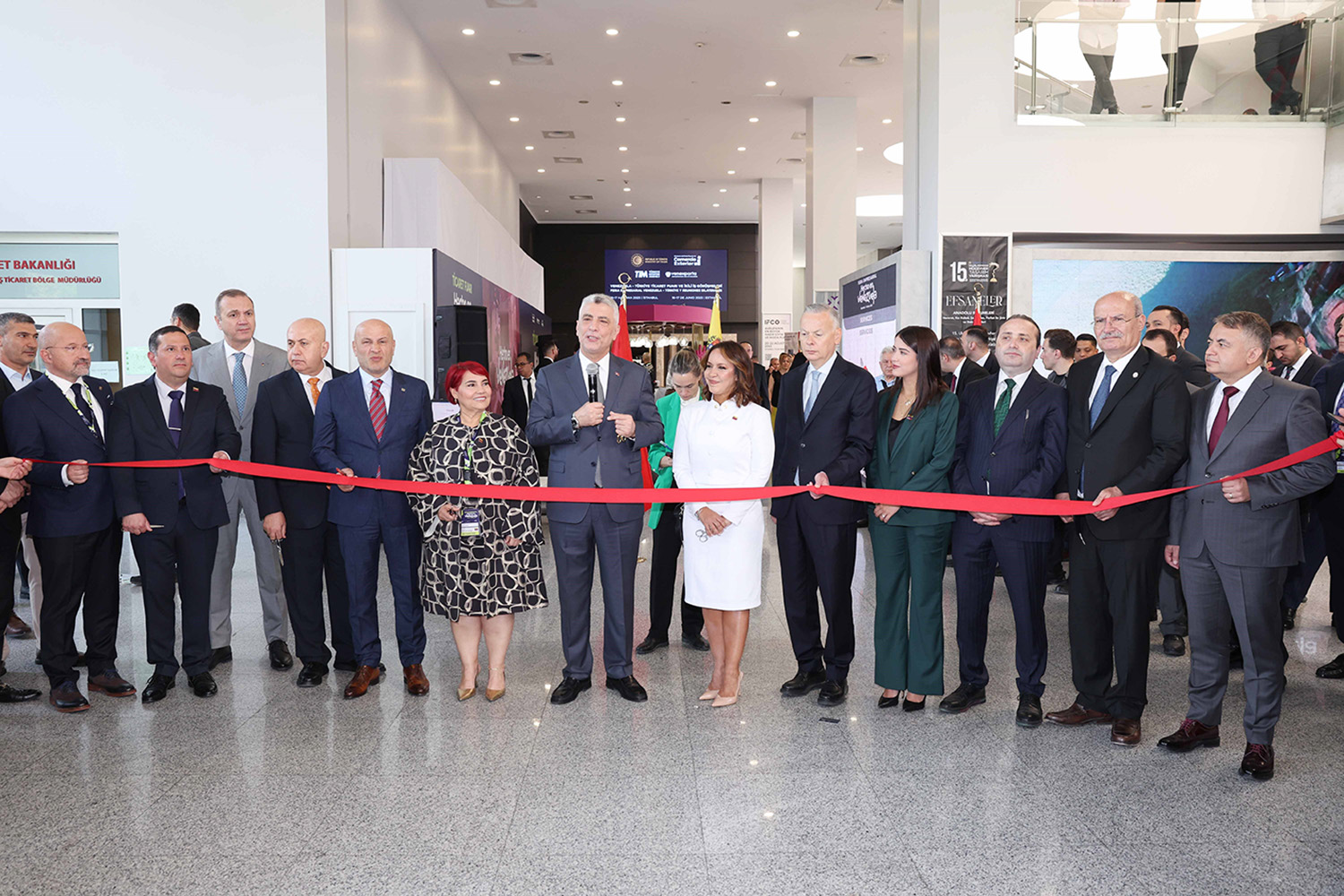 Antalya’dan Venezuela Çıkartması (1)