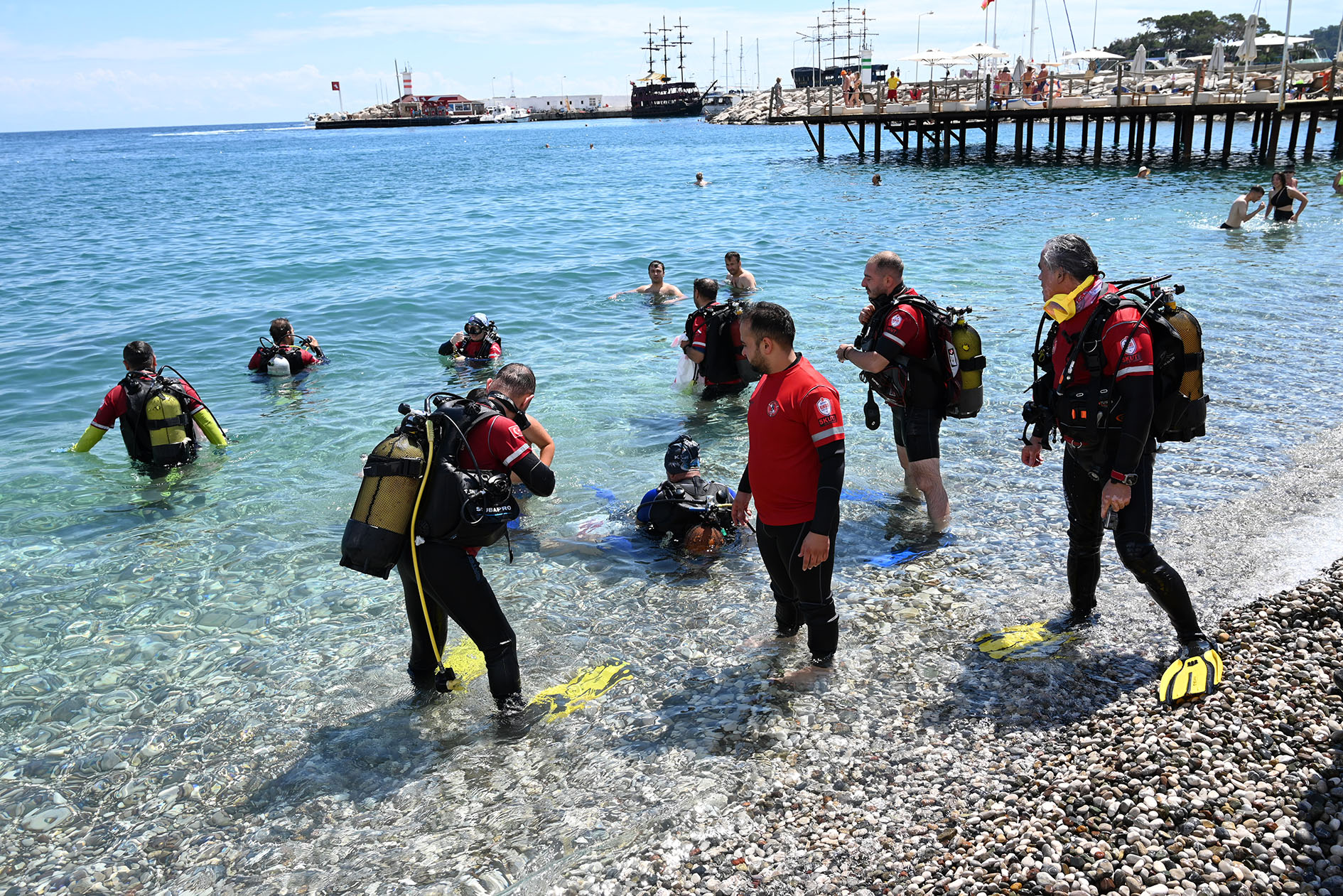 Antalya’nın Dünyaca Ünlü Sahilinden Çıkanlar Şaşırttı (3)