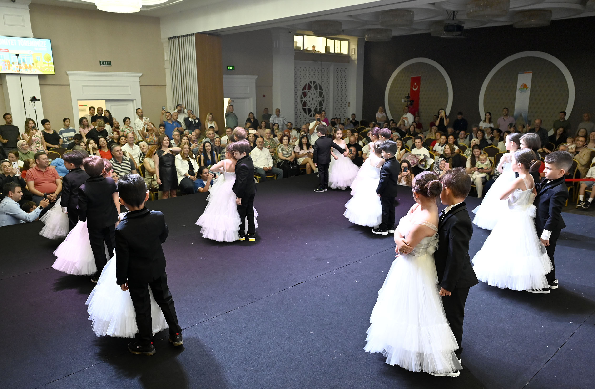 Aosb Kreş Mezuni̇yet Töreni̇ (4)