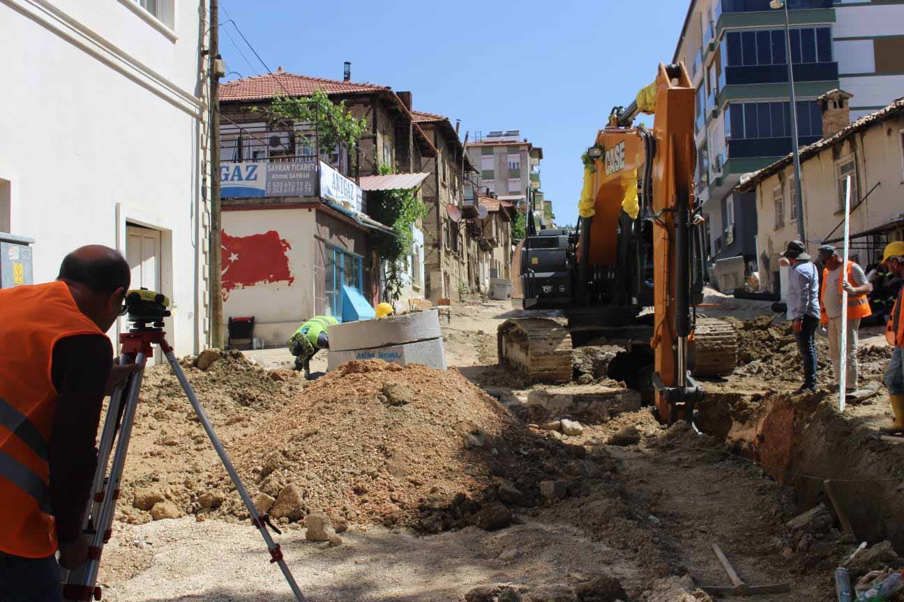 Asat'tan Elmalı'ya Altyapı Takviyesi (2)