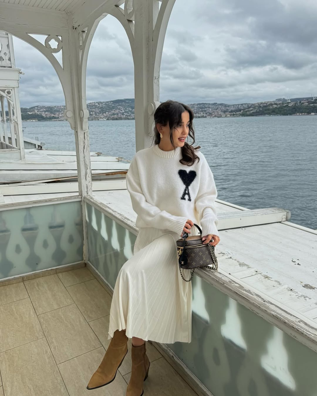 Asena Atalar Kaç Yaşında 4