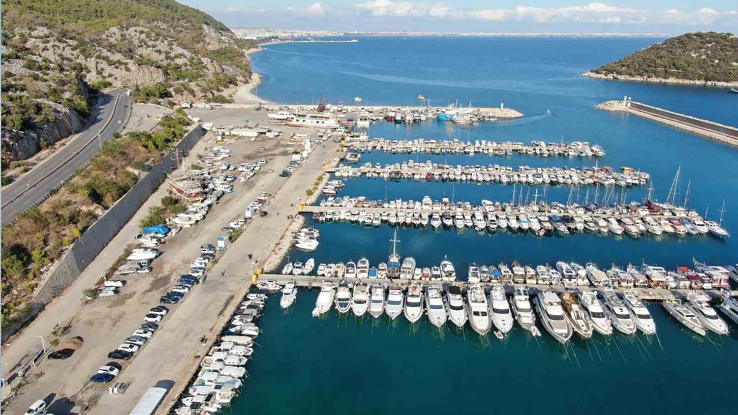 Balıkçı Barınağı (1)