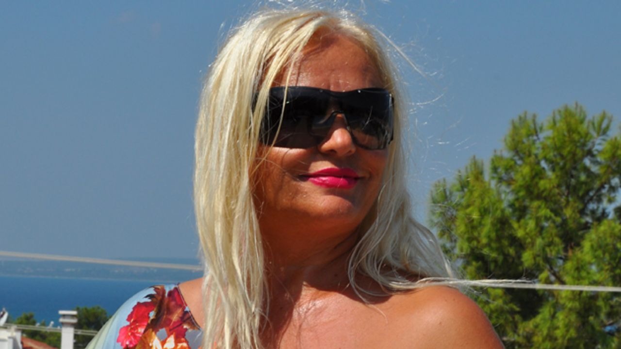Banu Alkan Evli Mi 5