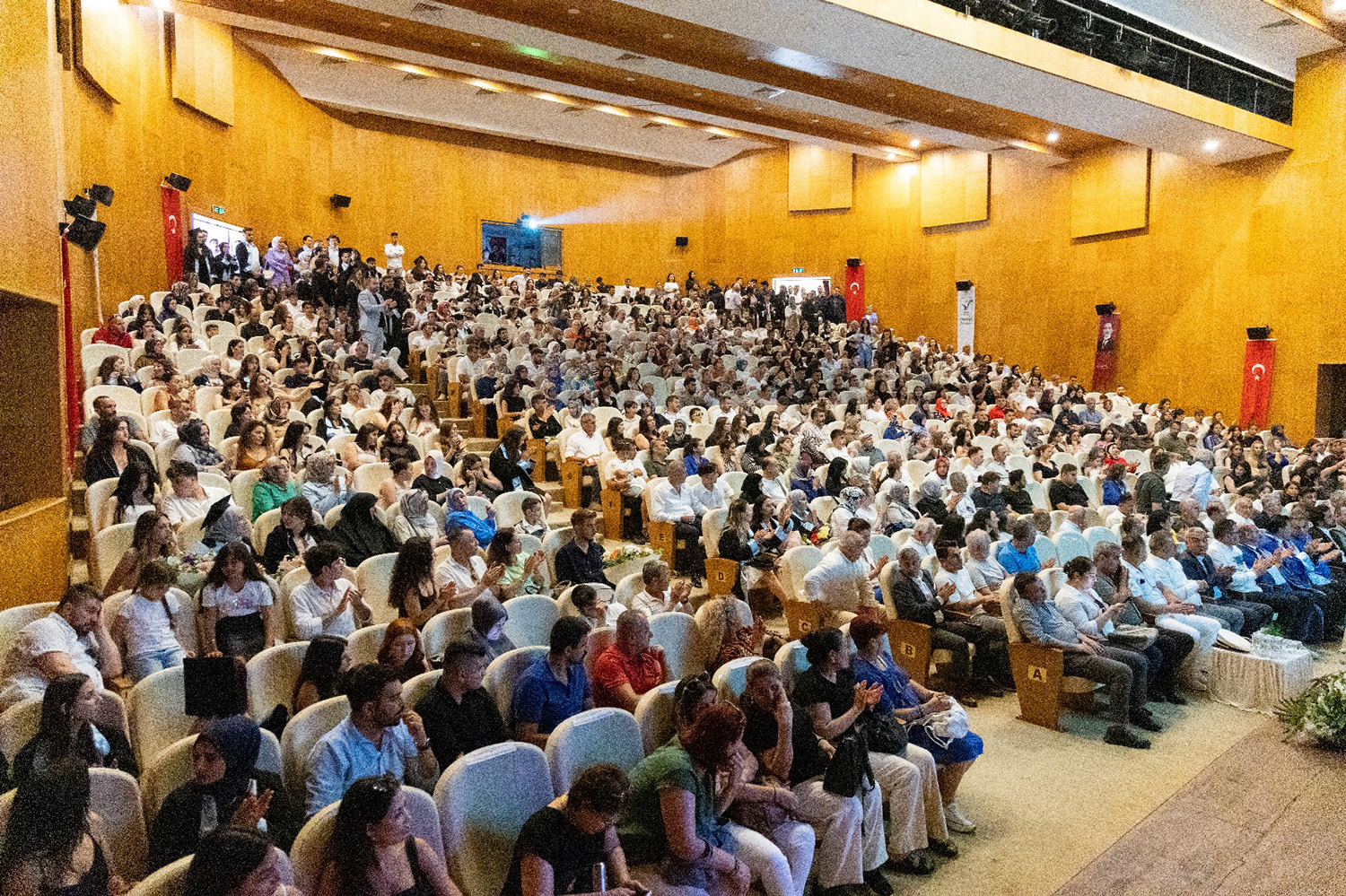 Başkan Kara’dan Gençlere Tam Deste (4)
