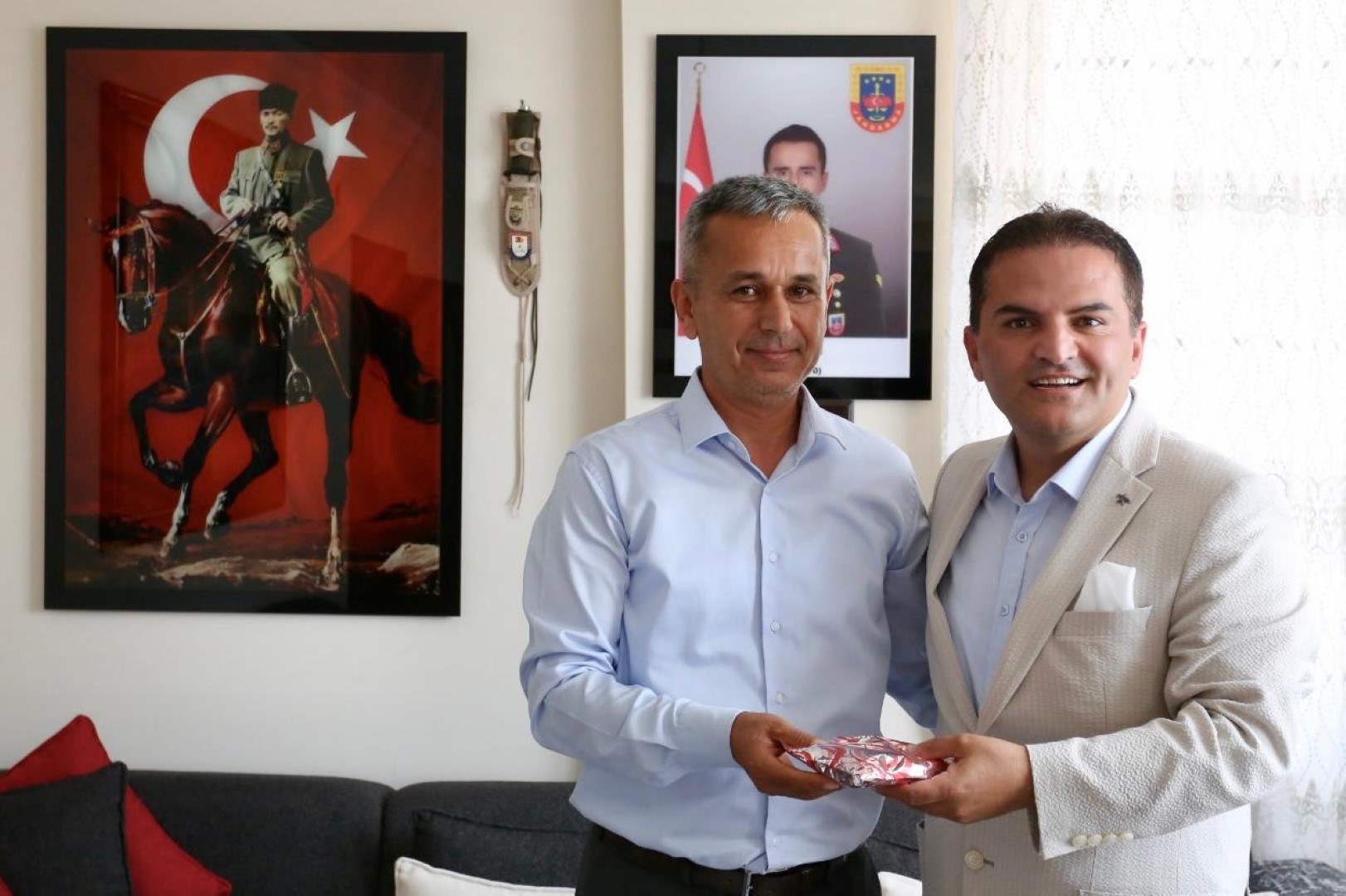 Baskan Kocagoz, Babalar Gununde Gazilerimizi Ve Sehit Babalarini Unutmadi 8 (Large)