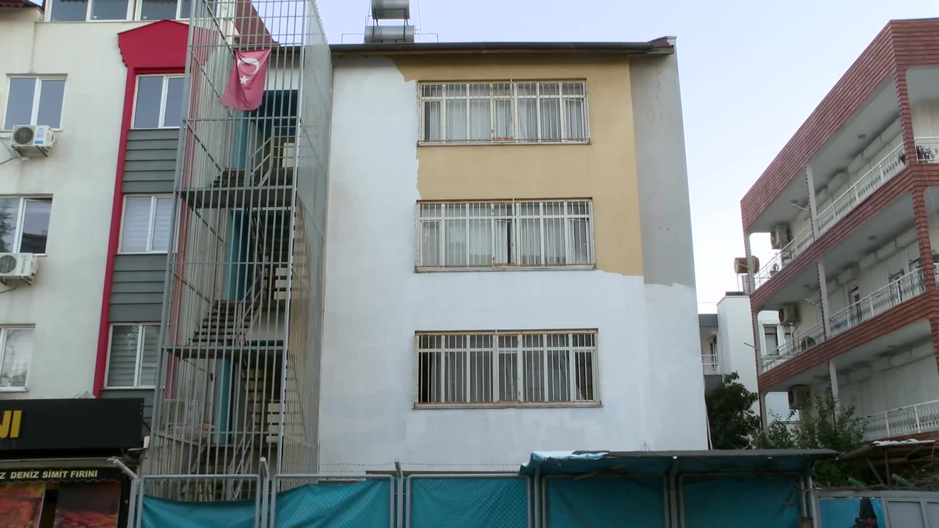 Bimekanda Kac Kisilik