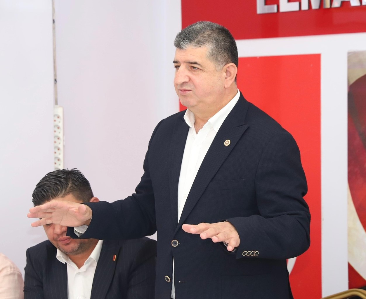 Cavit Arı (2)-1