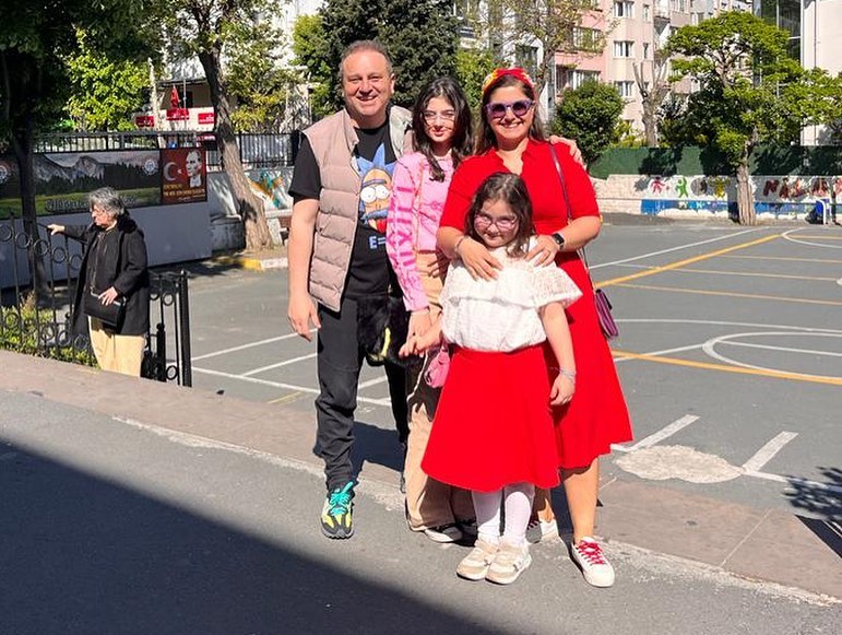 Ekrem Açıkel Evli Mi 6