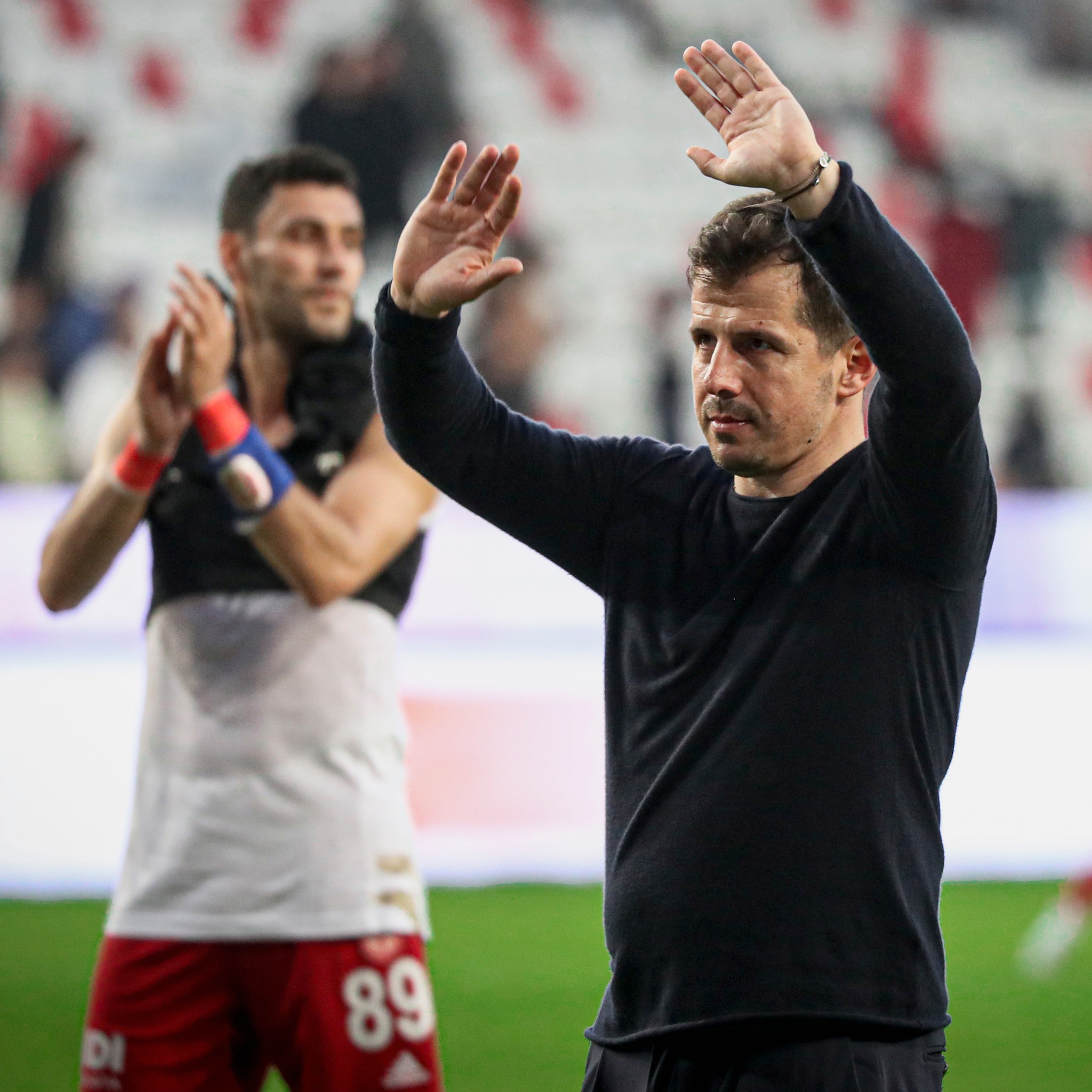 Emre Belözoğlu 02 N (1)