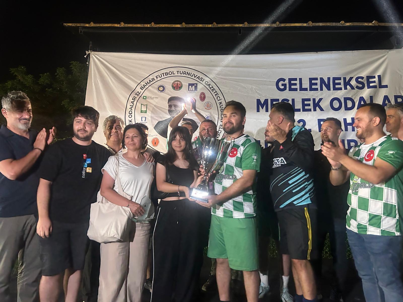Gazeteciler Ve Meslek Oda Baskanlari Dostluk Maci (3)