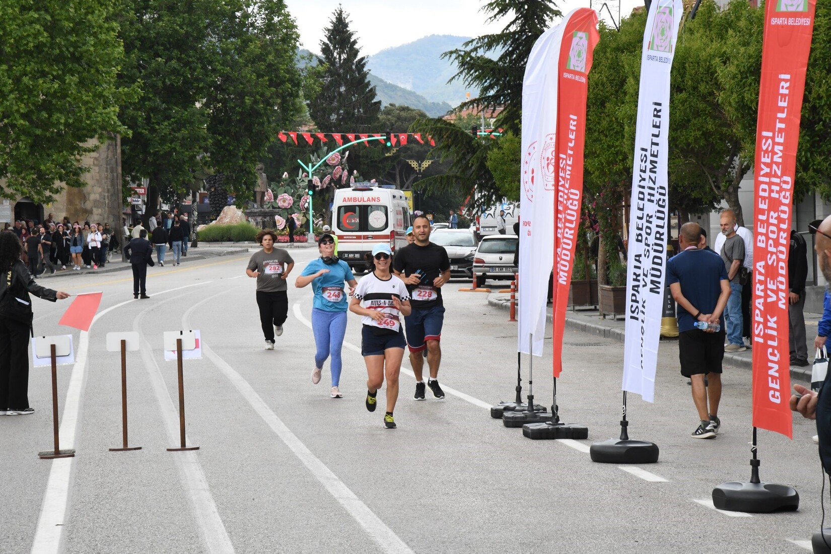 Gül Festivali, Gül Maratonu Halk Koşusu Ve Gül Bisiklet Yarışı Ile Renklendi (4)