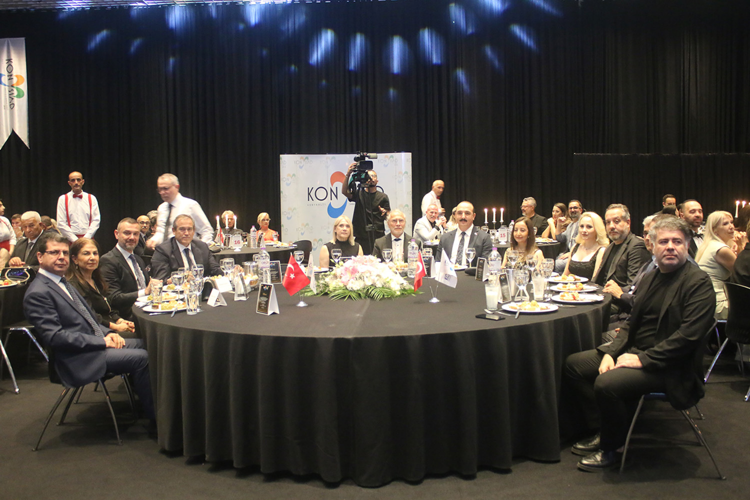 Hm Koni̇si̇yad (3)