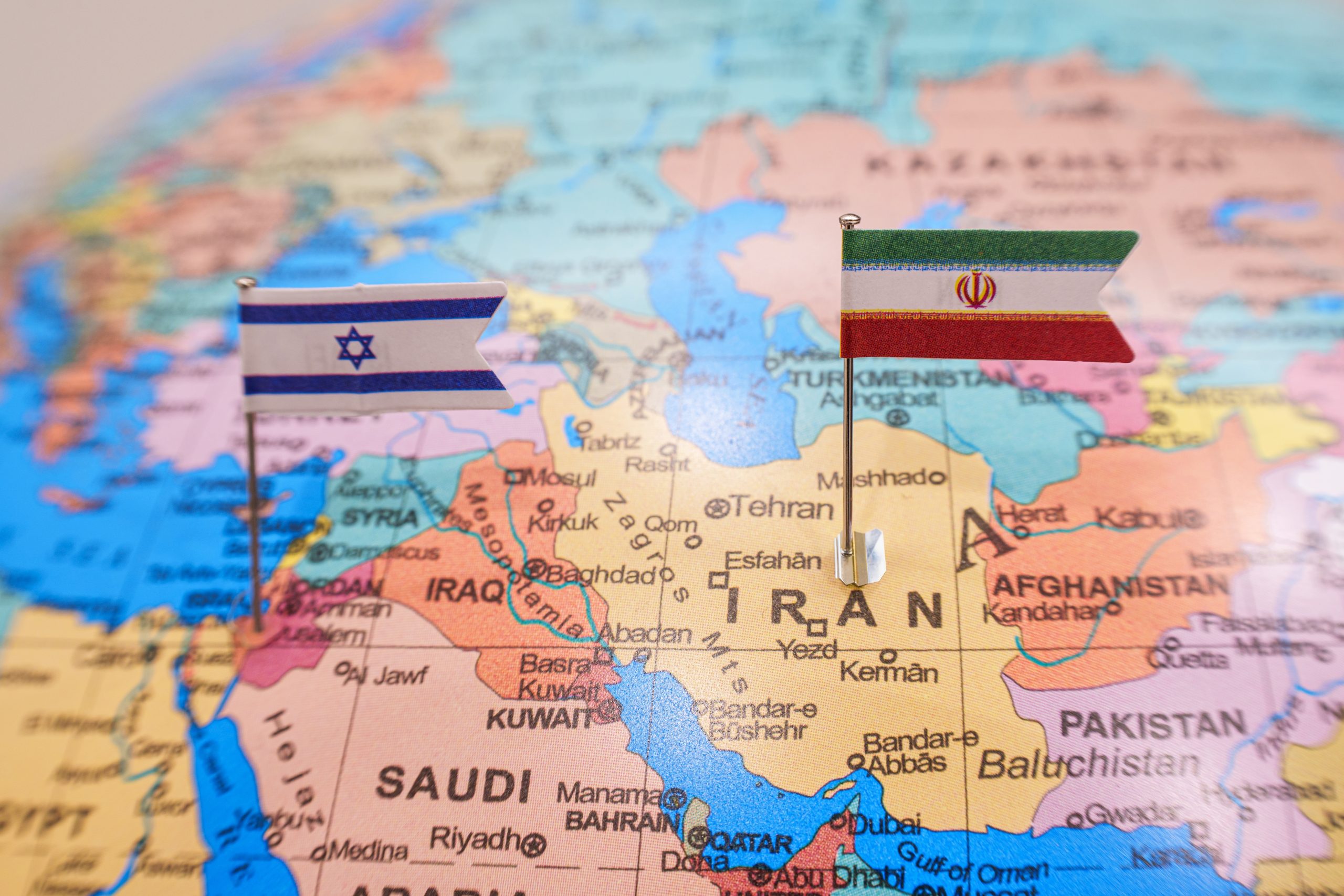 Iran Hurmuz Bogazını Neden Kapattı