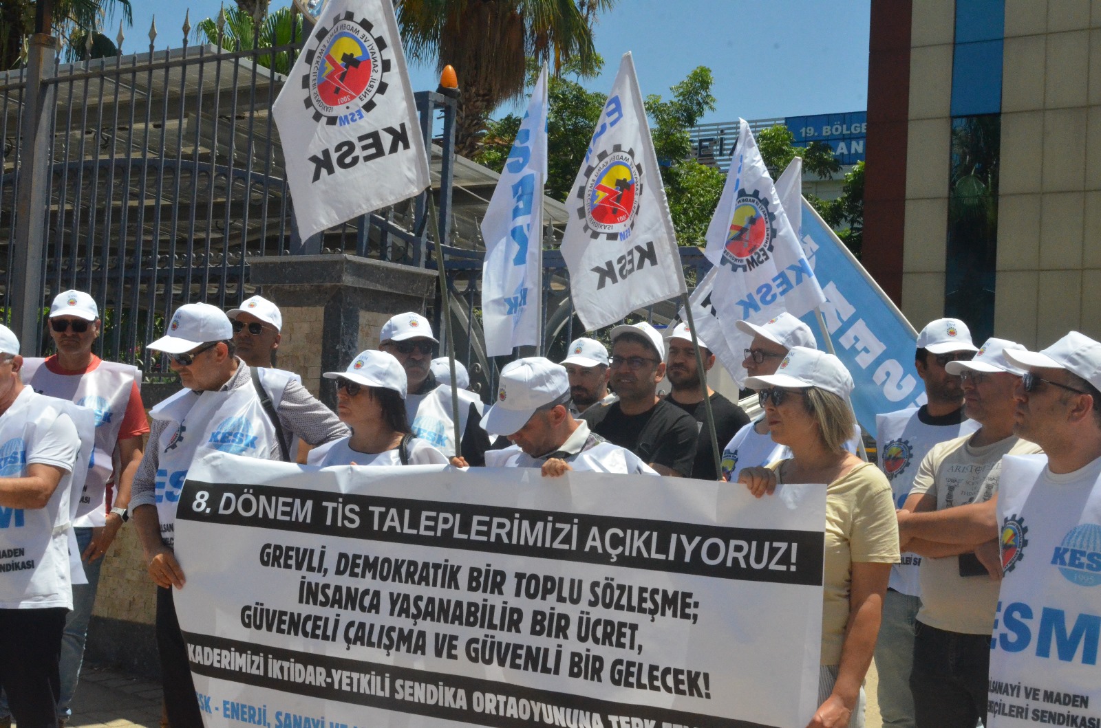 Kamu Iscilerine Zam Yapılacakmı (9)