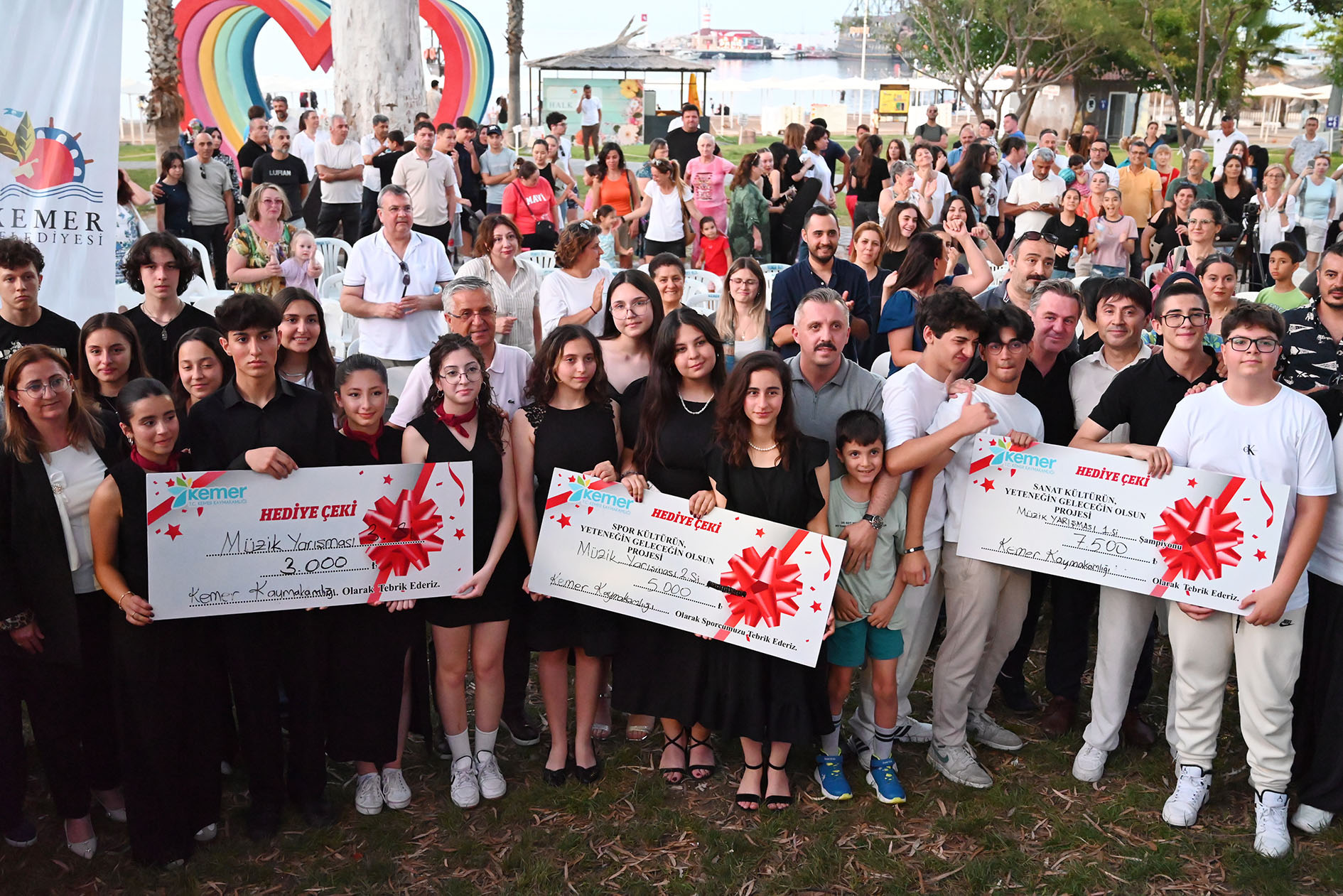 Kemerde Liseler Arasi Muzik Yarismasi (2)