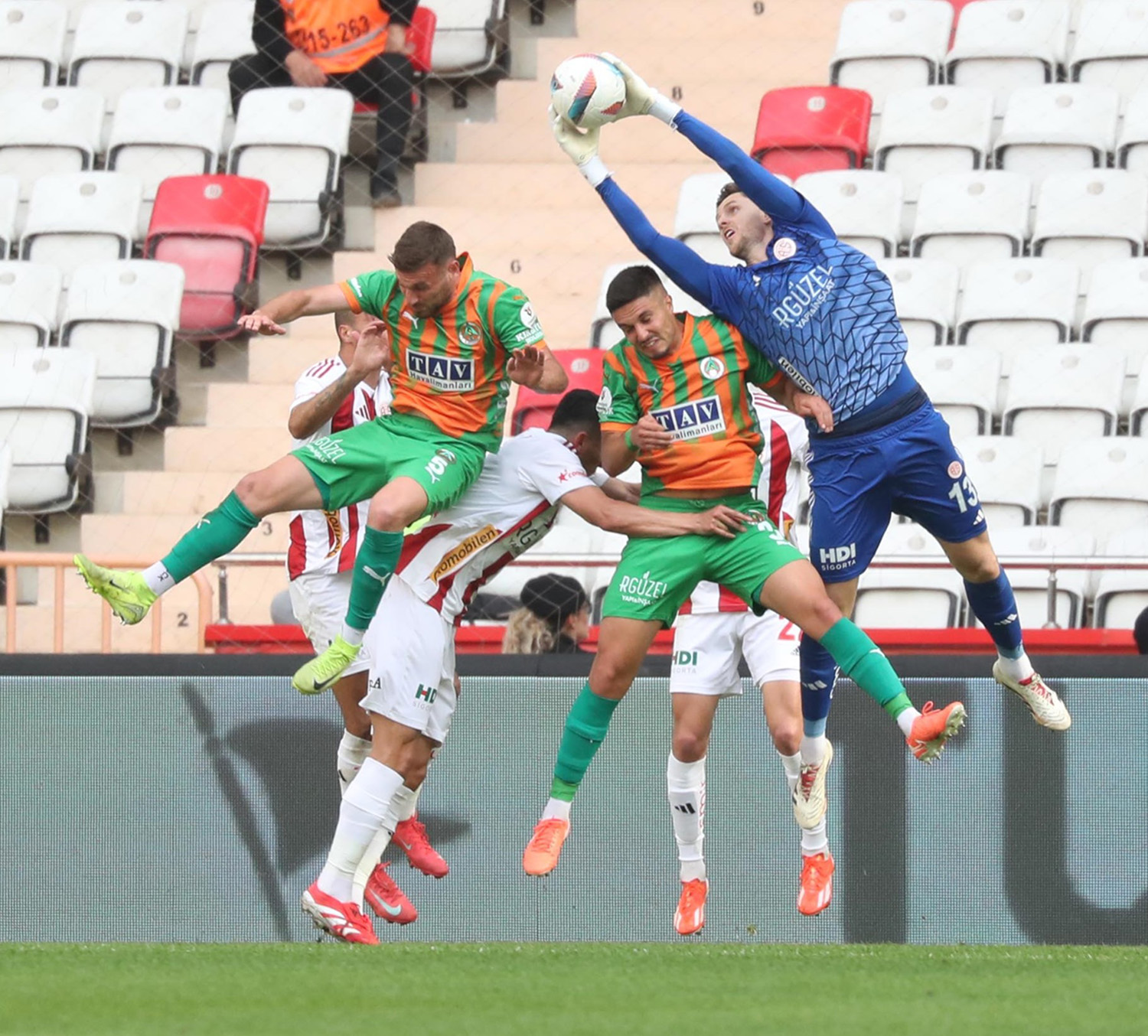 Kenan Piric (21)-1