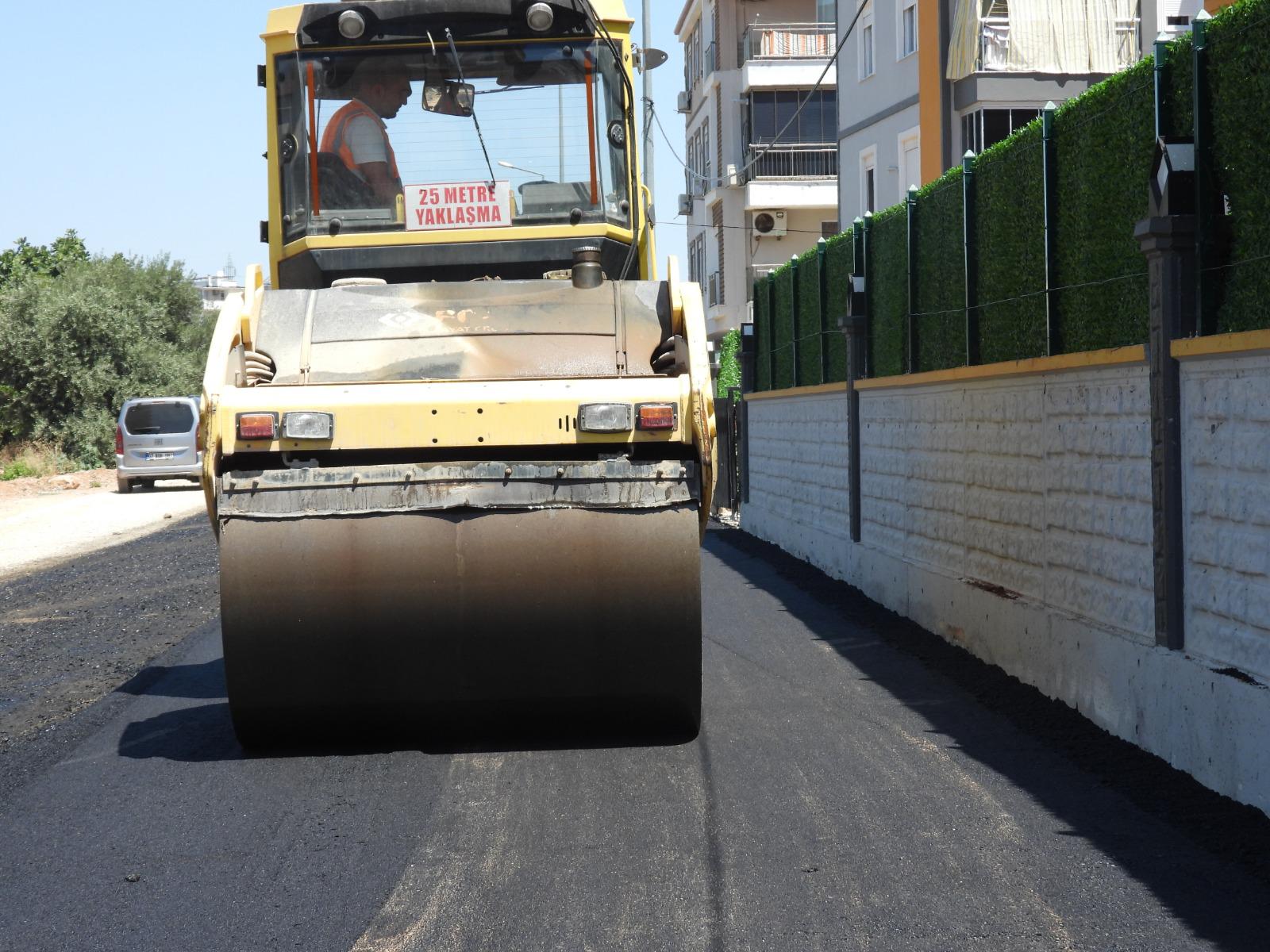 Kepez Calisiyor, Mahalleler Sicak Asfaltla Bulusuyor 2