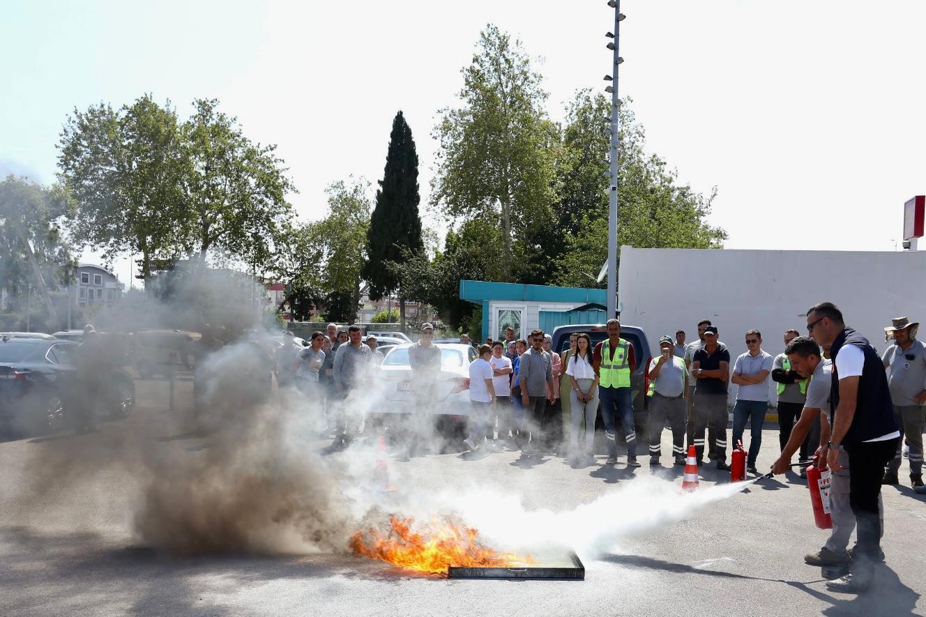 Kepez Personeline Uygulamali Yangin Egitimi 6