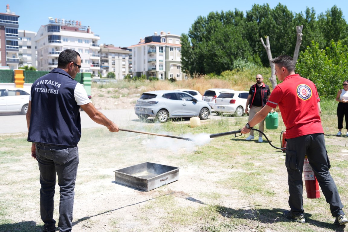 Kreş Öğretmenleri Yangın Eğitimi Aldı (1)