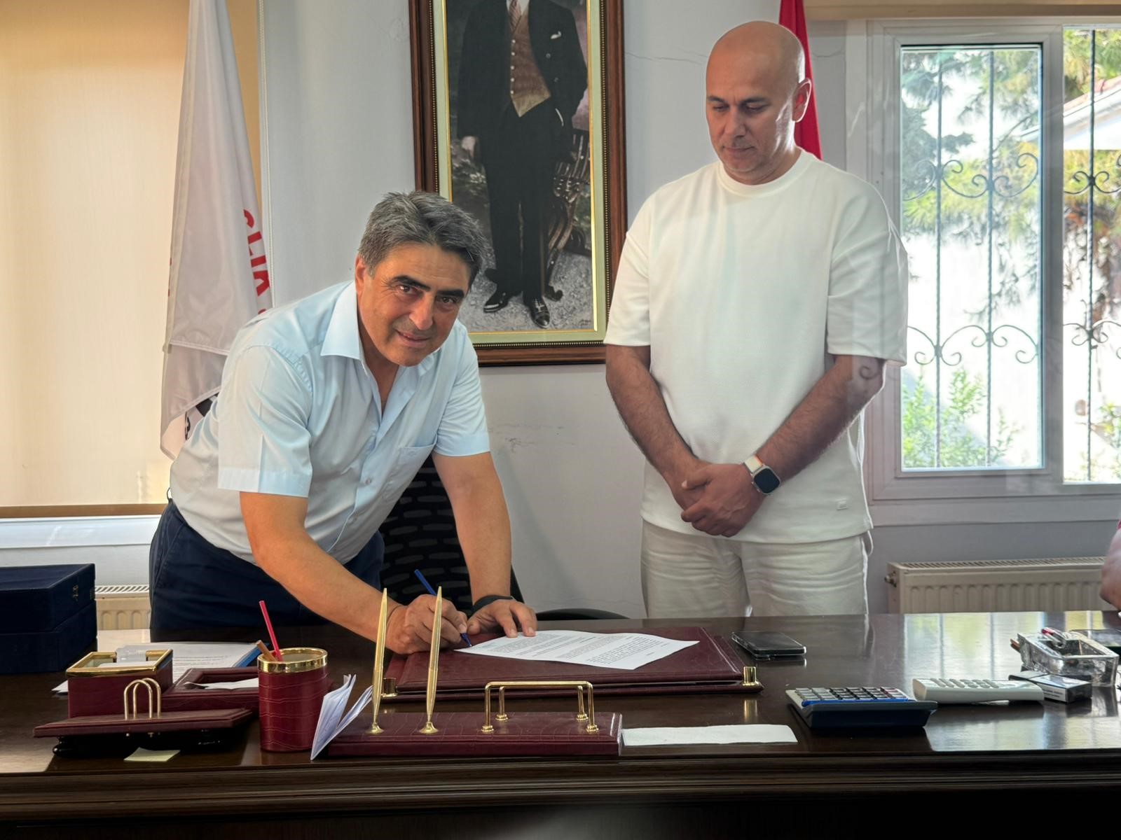 Kusadasispora Surpriz Isim (1)