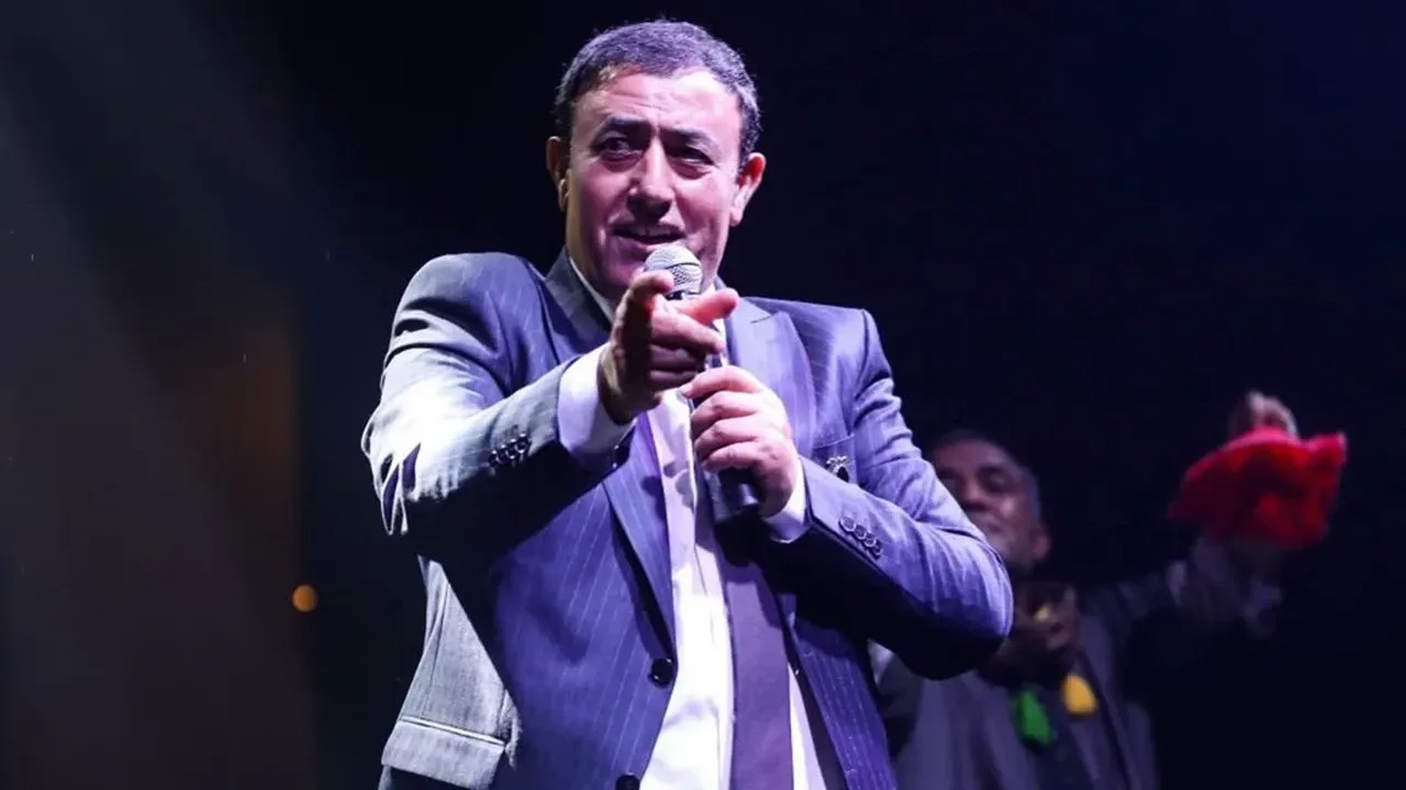 Mahmut Tuncerin Eşi Kim