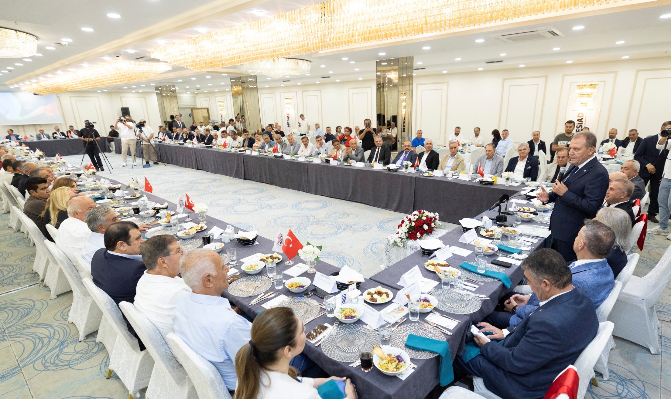 Seçer Mersin, Gerçekten Mersin Halkıyla Yönetiliyor (1)