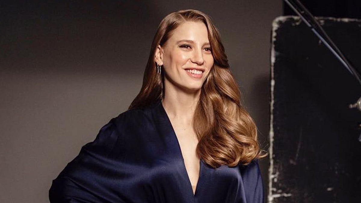Serenay Sarıkaya Saç Rengi Ve Saç Modelleri 7