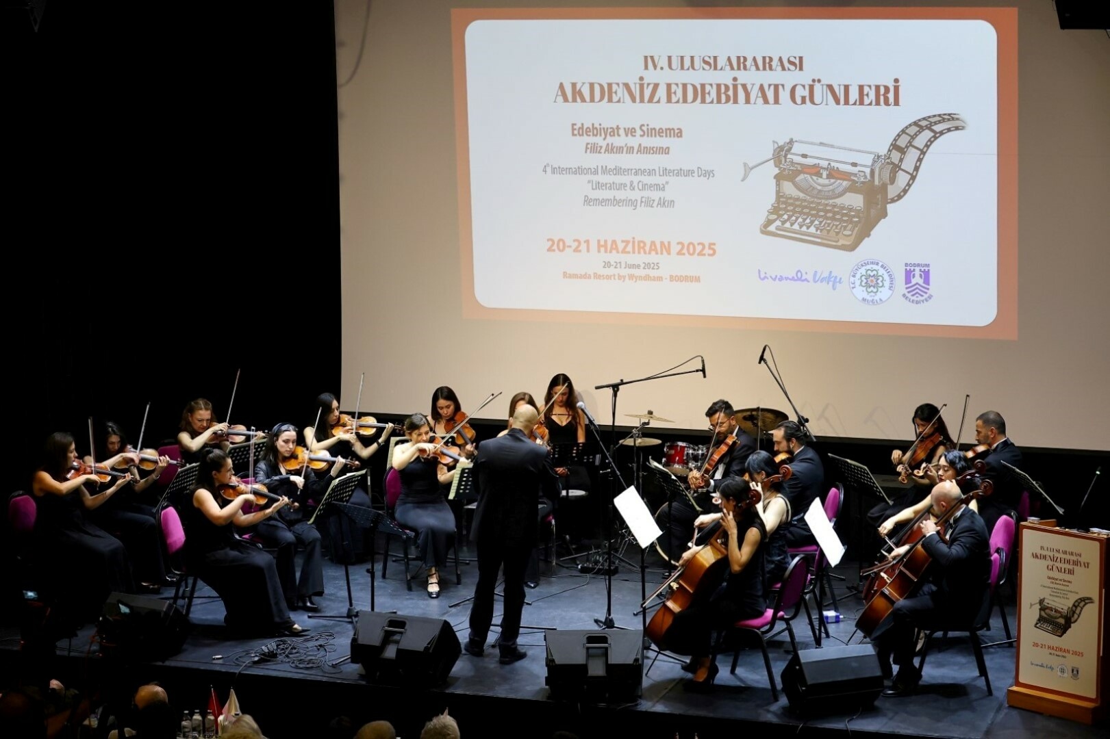 Uluslararası Akdeniz Edebiyat Günleri'nde Filiz Akın Anıldı (4)