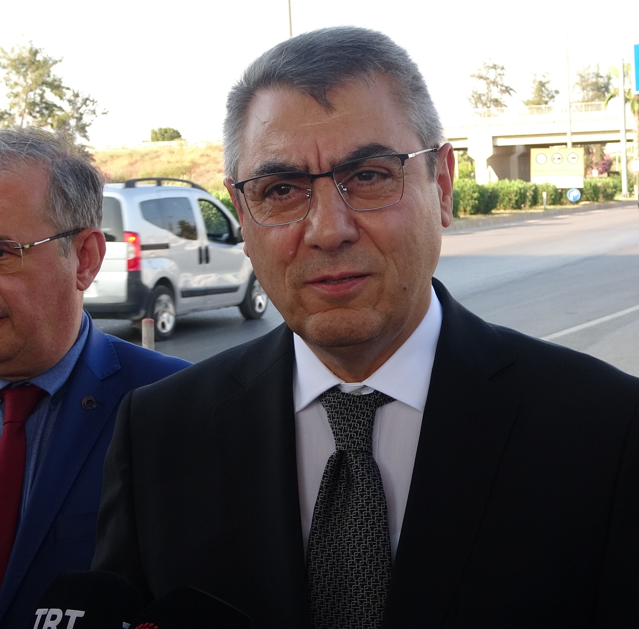Vali Yolcuları Tebrik Etti, Ceza Yiyen Otobüsün Sürücüsünü Uyardı (4)