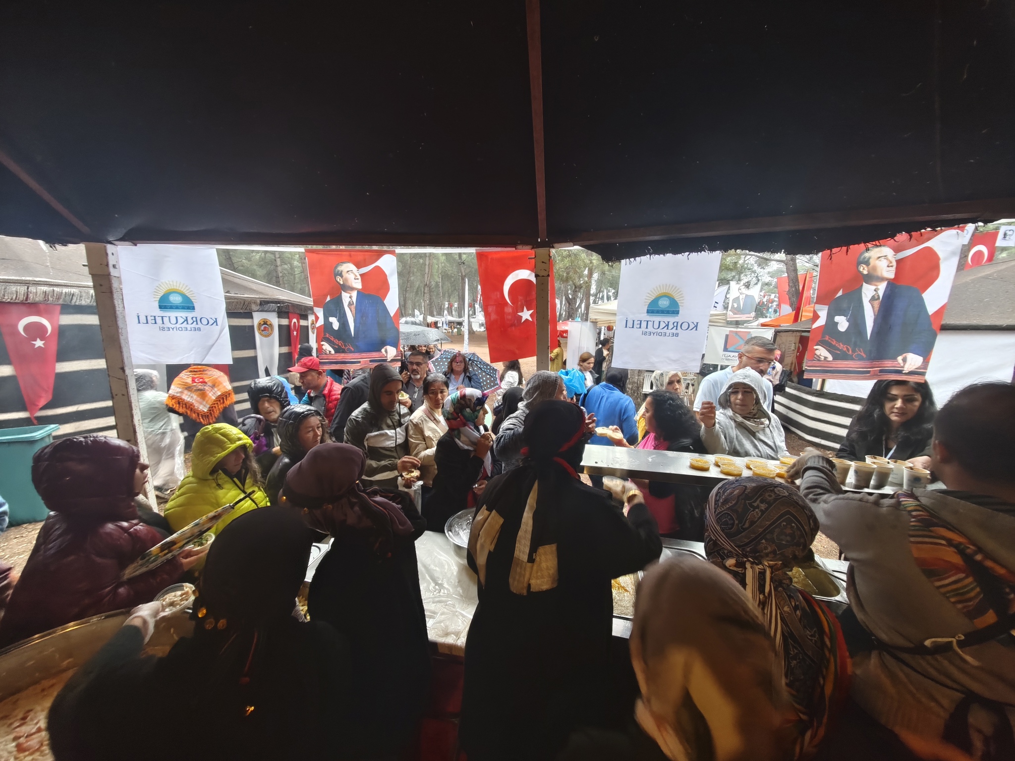 Yağmur Antalyalıları Durdurmadı! Festivalde Tarhana Izdihamı (3)