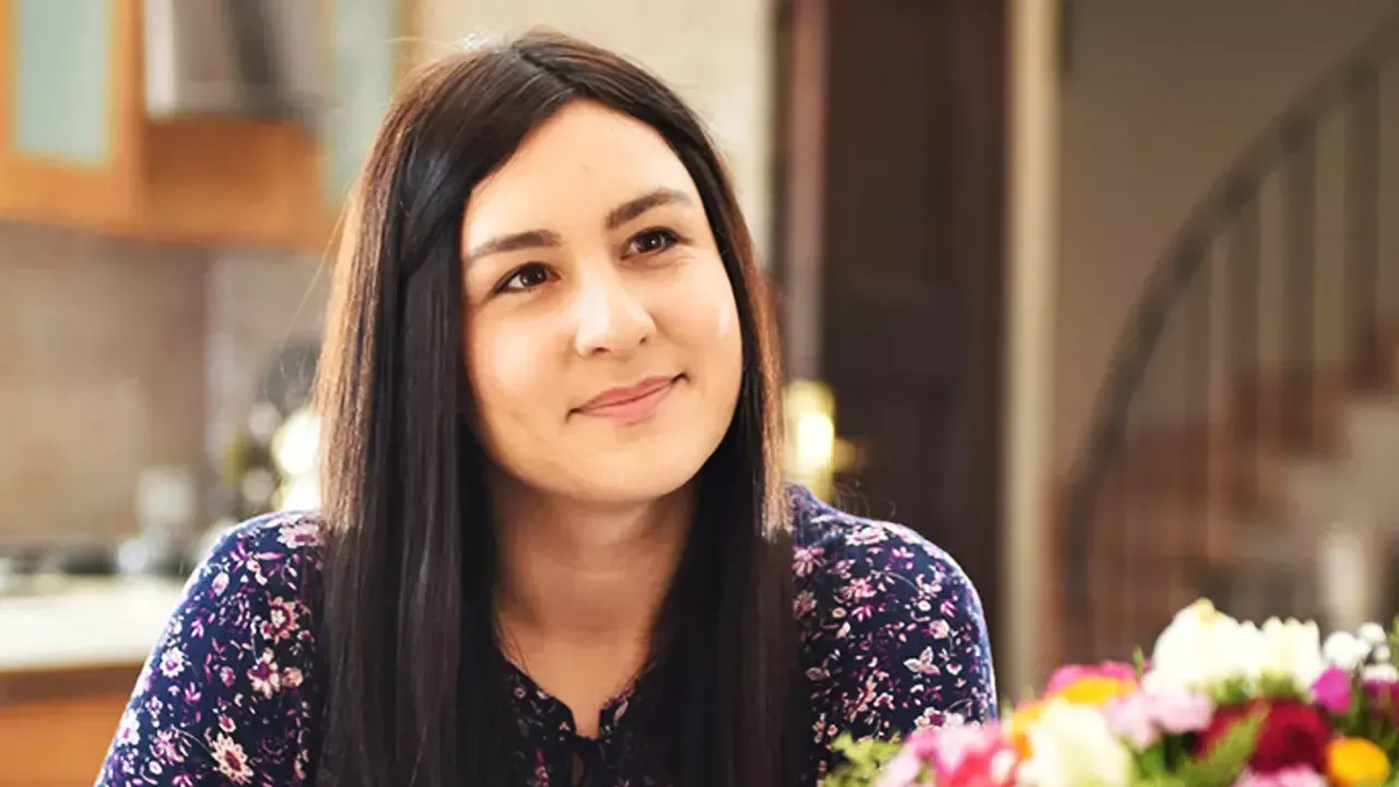 Yasemin Sakallioglu Gösteri Nerede