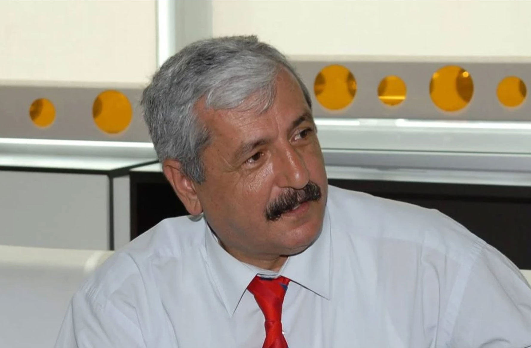 Zeki Özer-1