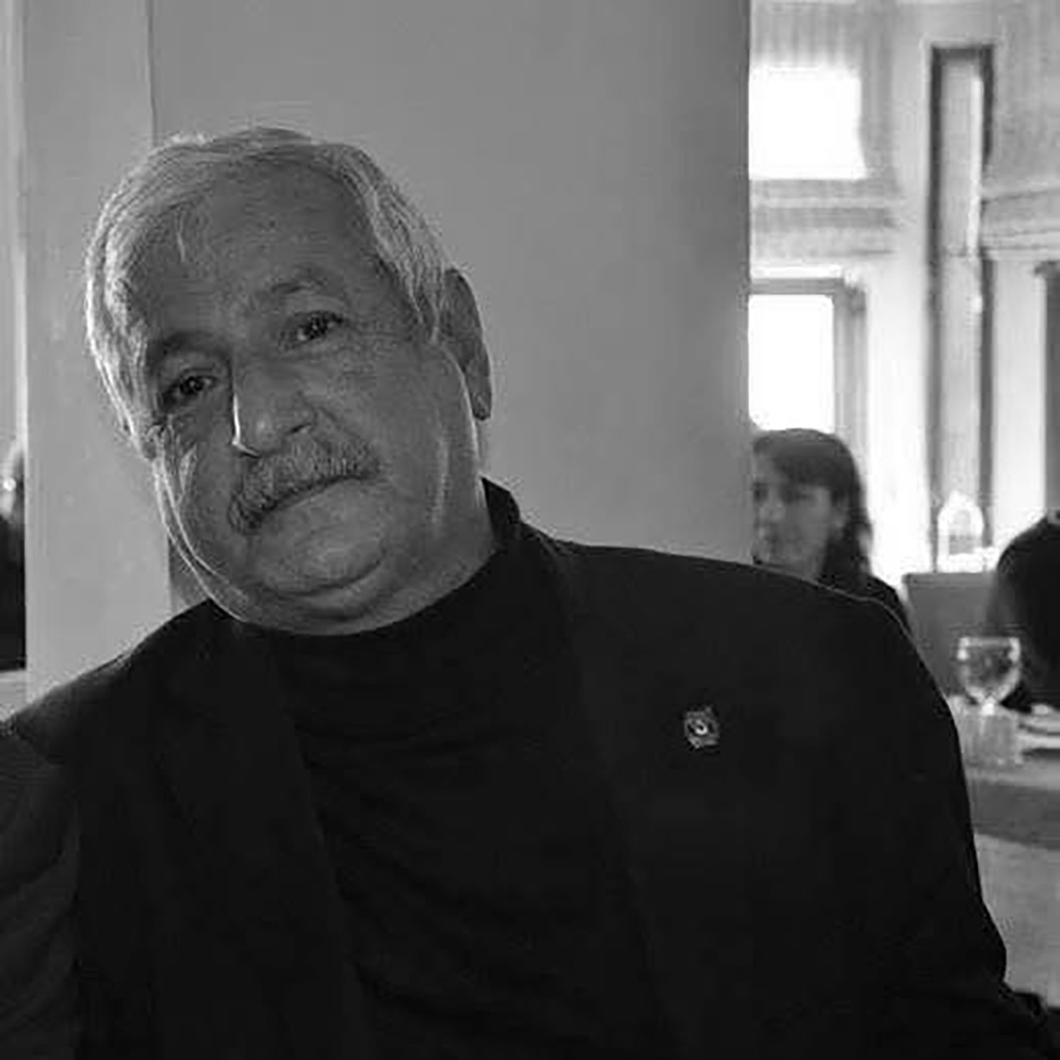Zeki Özer