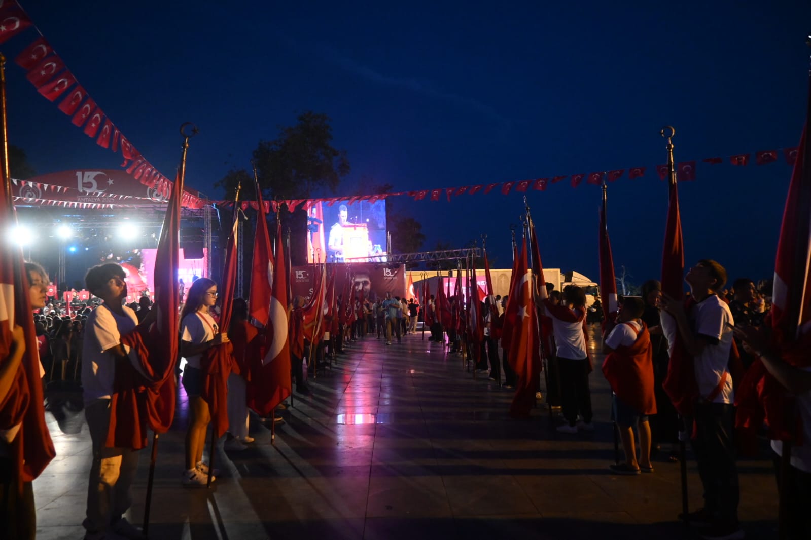 15 Temmuz Anma Programi Cumhuriyet Meydani (9)