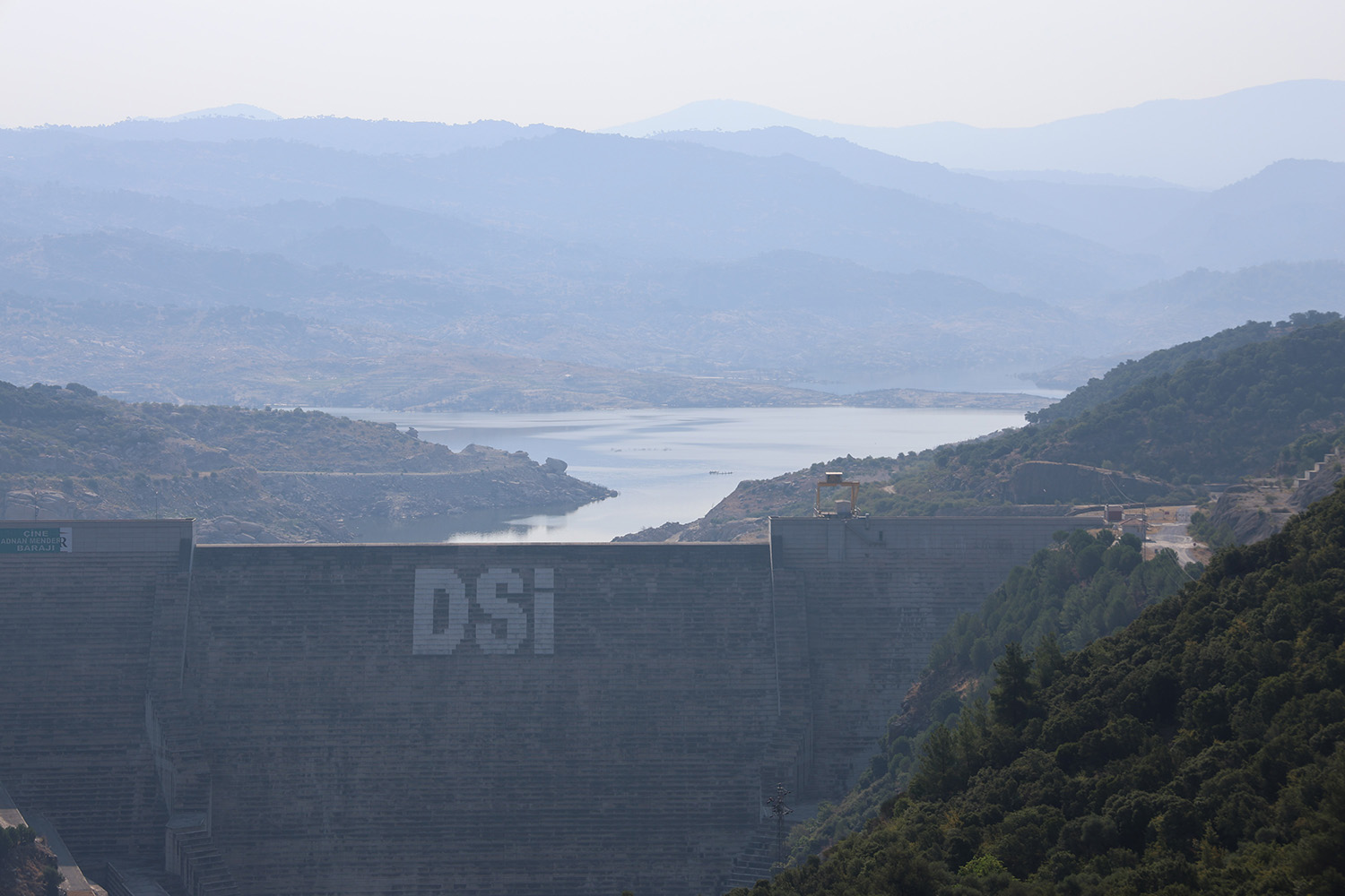350 Milyon Metreküp Depolama Hacmine Sahip Adnan Menderes Barajı'nda Doluluk Seviyesi Yüzde 12'Ye Düştü (3)