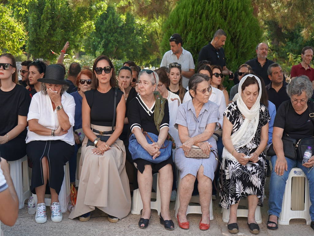 Ali Bahar Mezari Basinda Anildi (2)