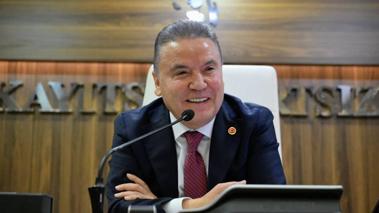 Antalya Buyuksehir Belediye Baskani Muhittin Bocek Tutuklandi (1)