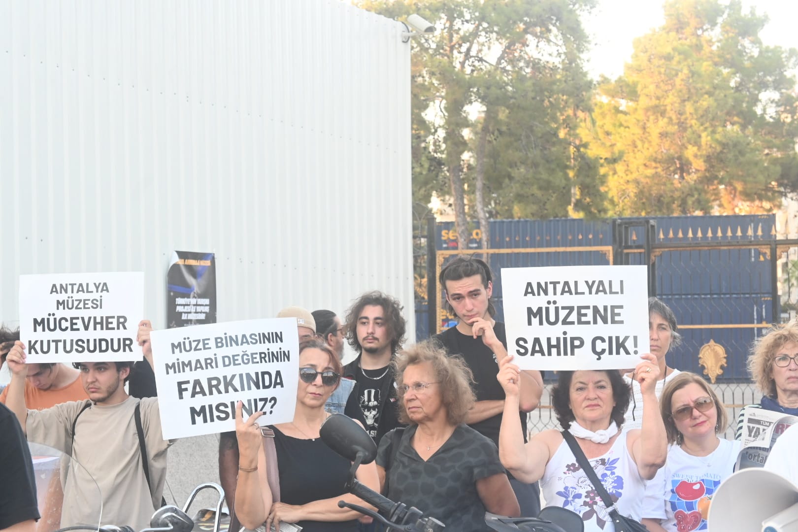 Antalya Muzesi Eylem Imo (2)