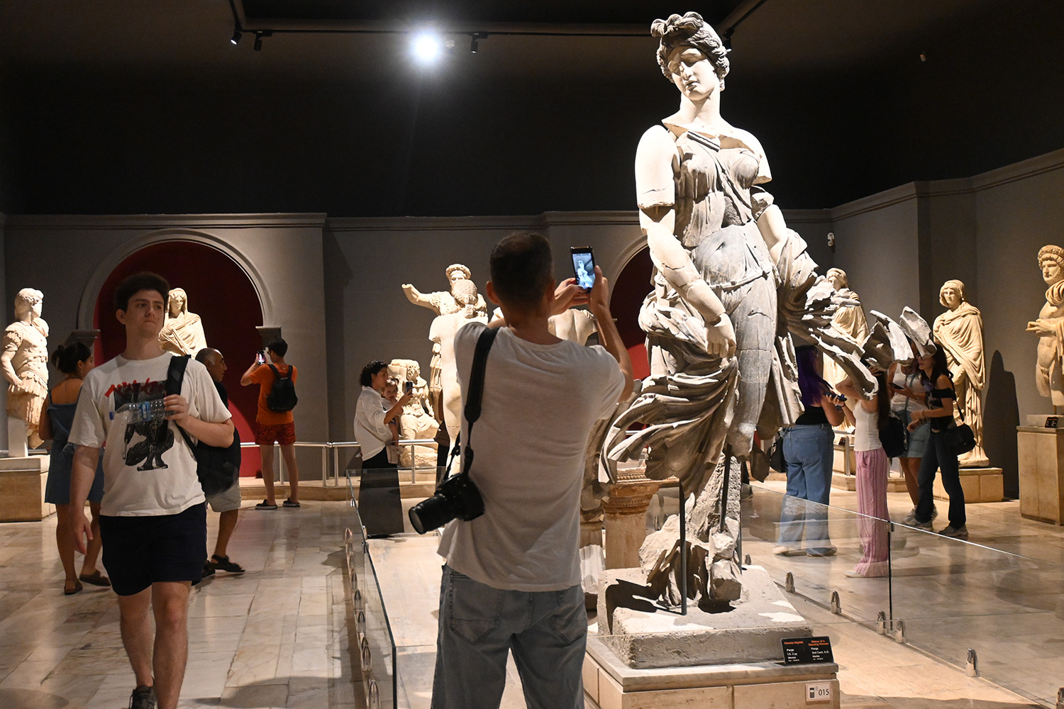Antalya Müzesi Neden Yıkıldı (1)